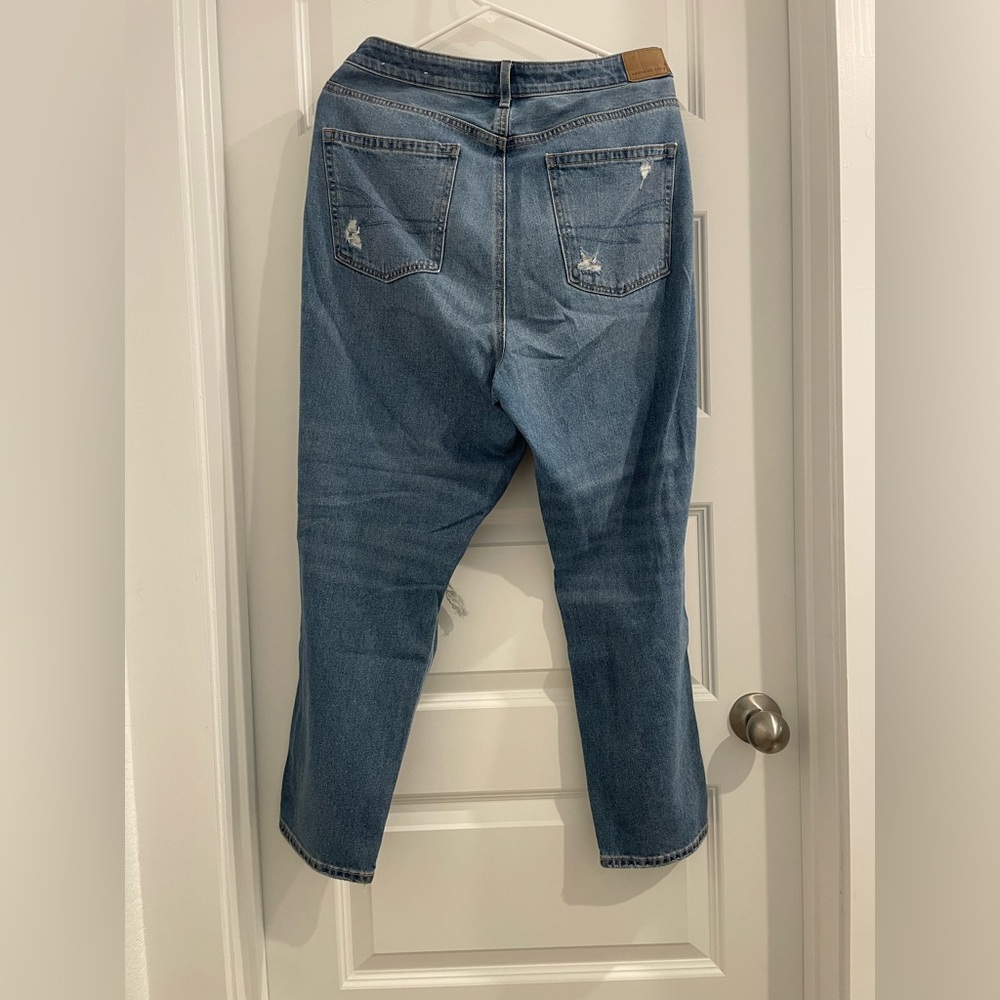 American Eagle Outfitters Ripped Blue Mom Jean - Picture 2 of 3